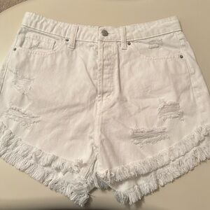HIGEST RISE SHORTS | WHITE